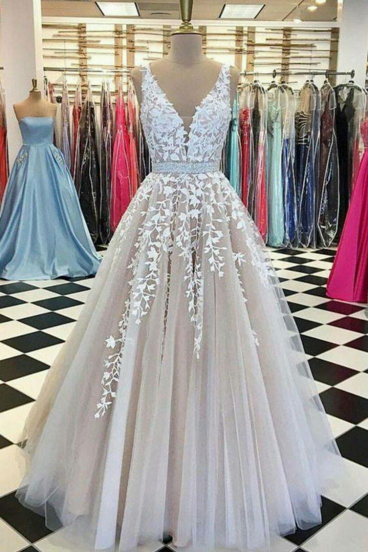 A-Line V-Neck Champagne Tulle Prom Dress with Beading Appliques  cg6020