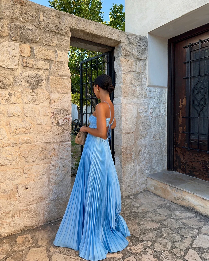 Elegant Engagement Dress Wedding Party Dresses Special Occasion Dress Halter Pleated Floor Length Prom Dress     cg25162