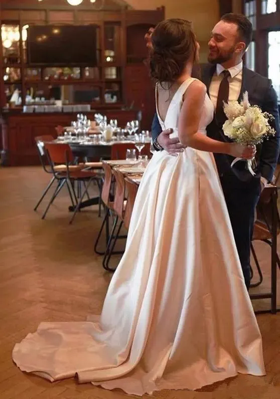 Elegant Satin Bateau Neckline A-line Wedding prom Dress With Bowknot   cg6501