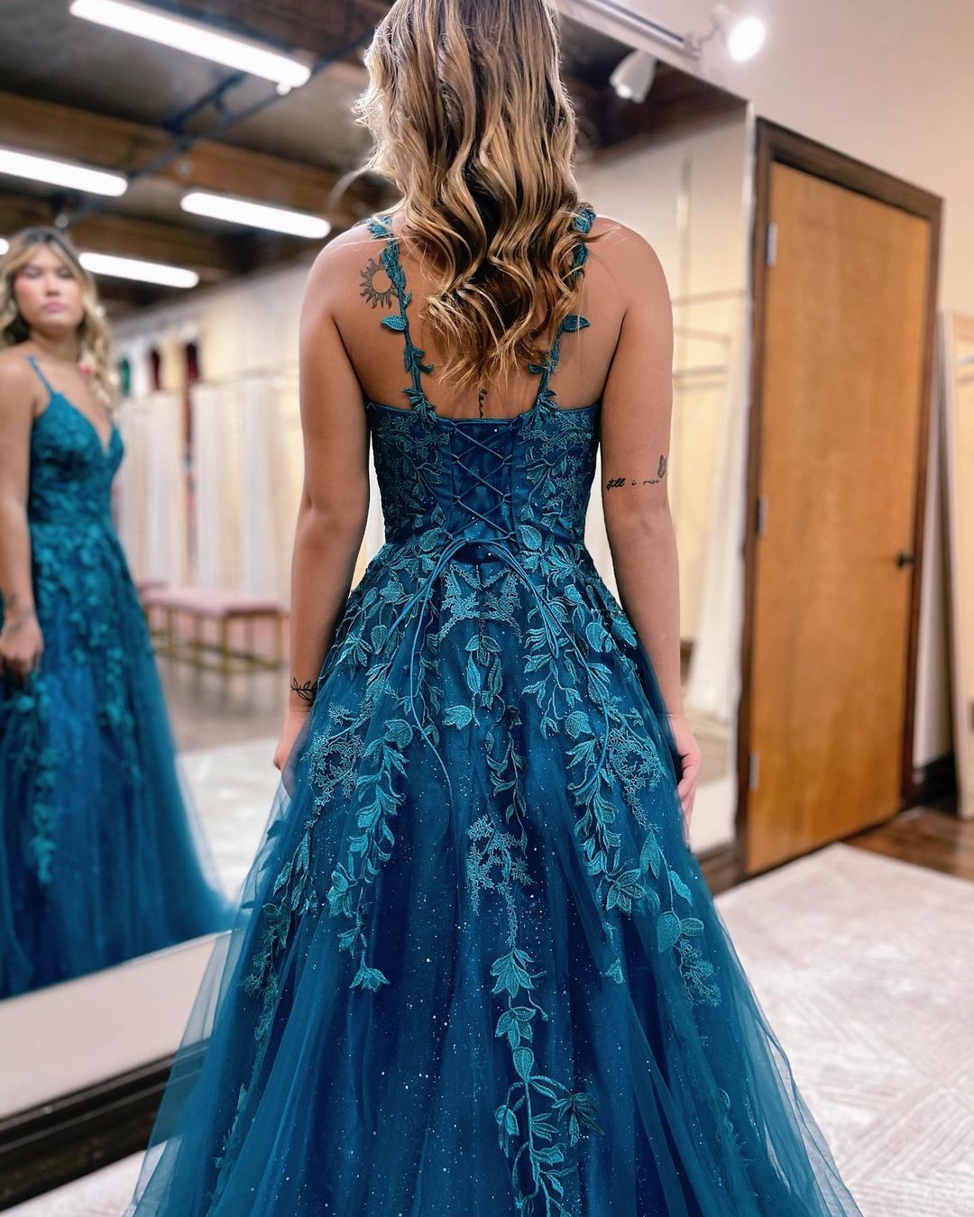 Cute A Line V Neck Tulle Prom Dresses with Appliques     cg24918