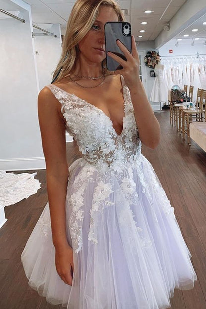 A-Line V Neck Tulle Short White Homecoming Dress   cg11356