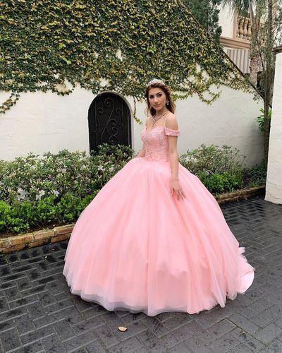 Pink Off Shoulder Ball Gown Quinceanera Dress Spaghetti Straps Beaded Girls Sweet 16 prom Dresses   cg11427