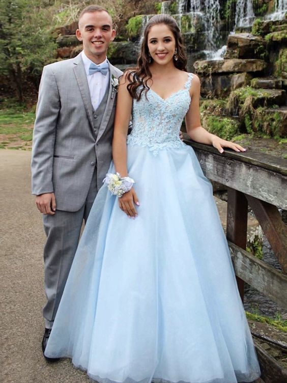 Spaghetti Straps V Neck Light Blue Lace Prom Dresses   cg14389