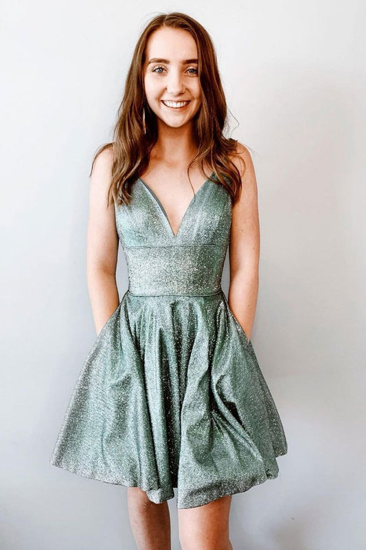 Green v neck short homecoming dress green cocktail dress      cg14997