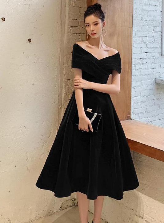 Black Velvet Elegant Lace-Up Prom Dress, Black Off Shoulder Prom Dress   cg16924