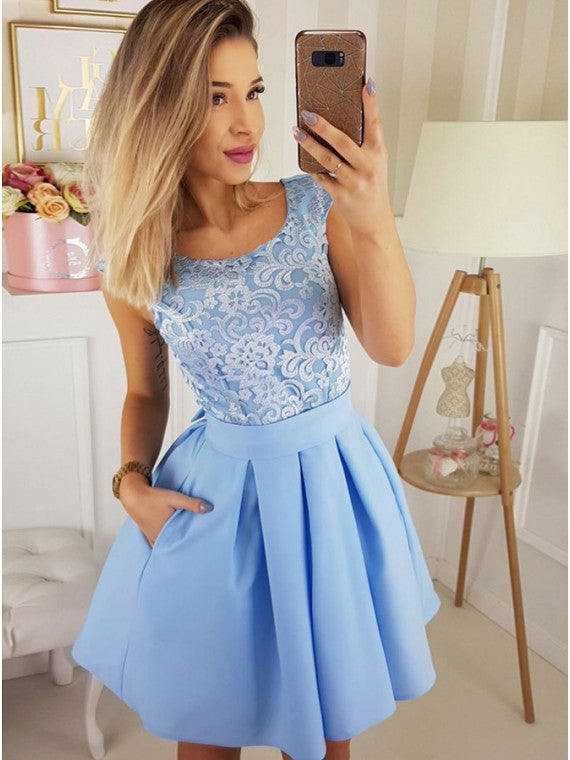 A-Line Round Neck Short Light Blue Homecoming Dress with Lace Pockets cg2213