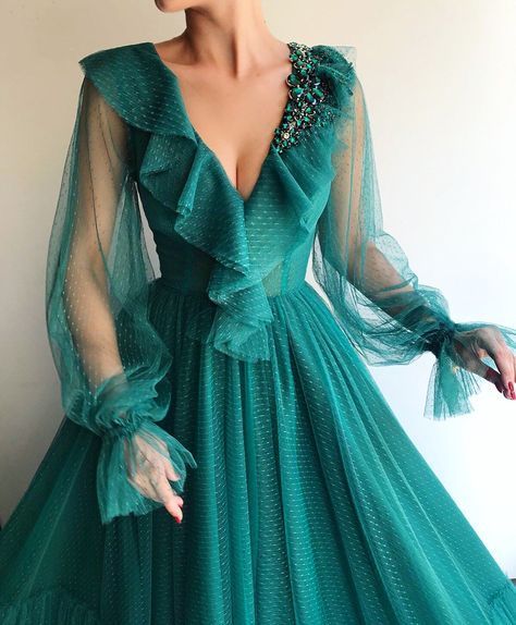 Hunter green v neck tulle with beading prom dresses,Floor length tulle with long sleeves evening dresses cg5583