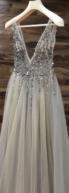 Fashion Feminine Grey See Through Plunge V neck Tulle Prom Dress  cg6058